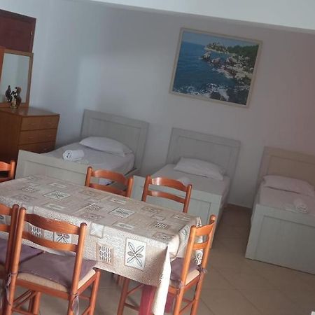 Himara Apartments Exteriör bild