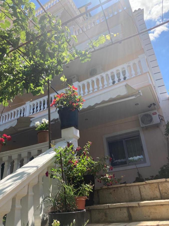 Himara Apartments Exteriör bild