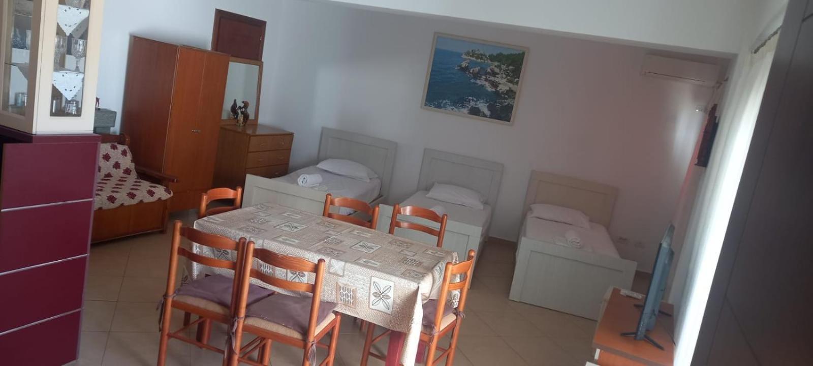 Himara Apartments Exteriör bild