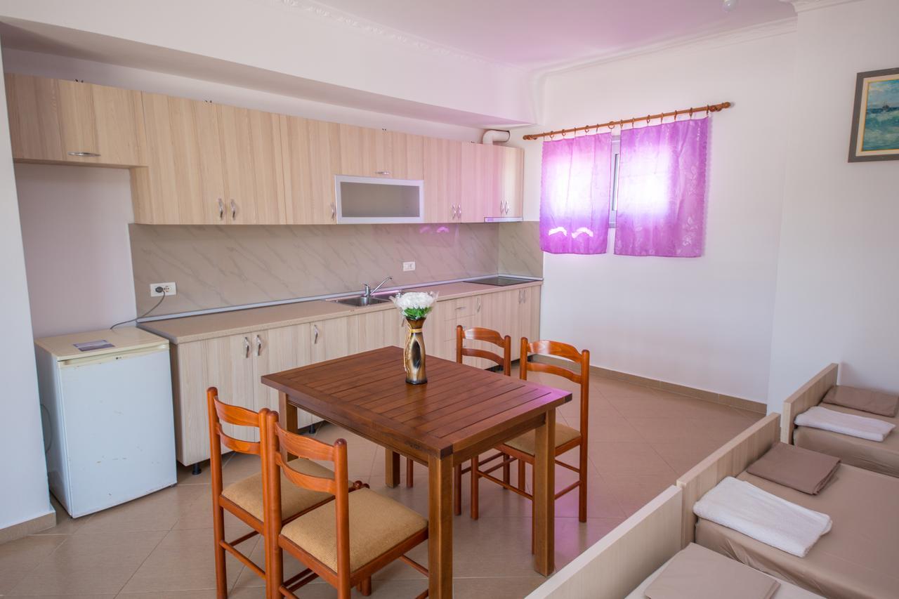 Himara Apartments Exteriör bild