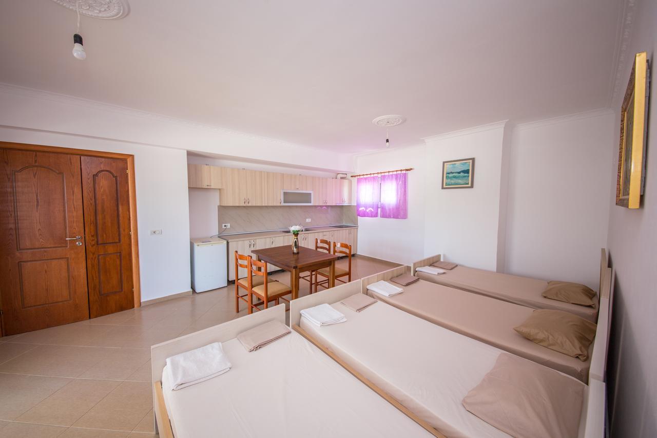 Himara Apartments Exteriör bild
